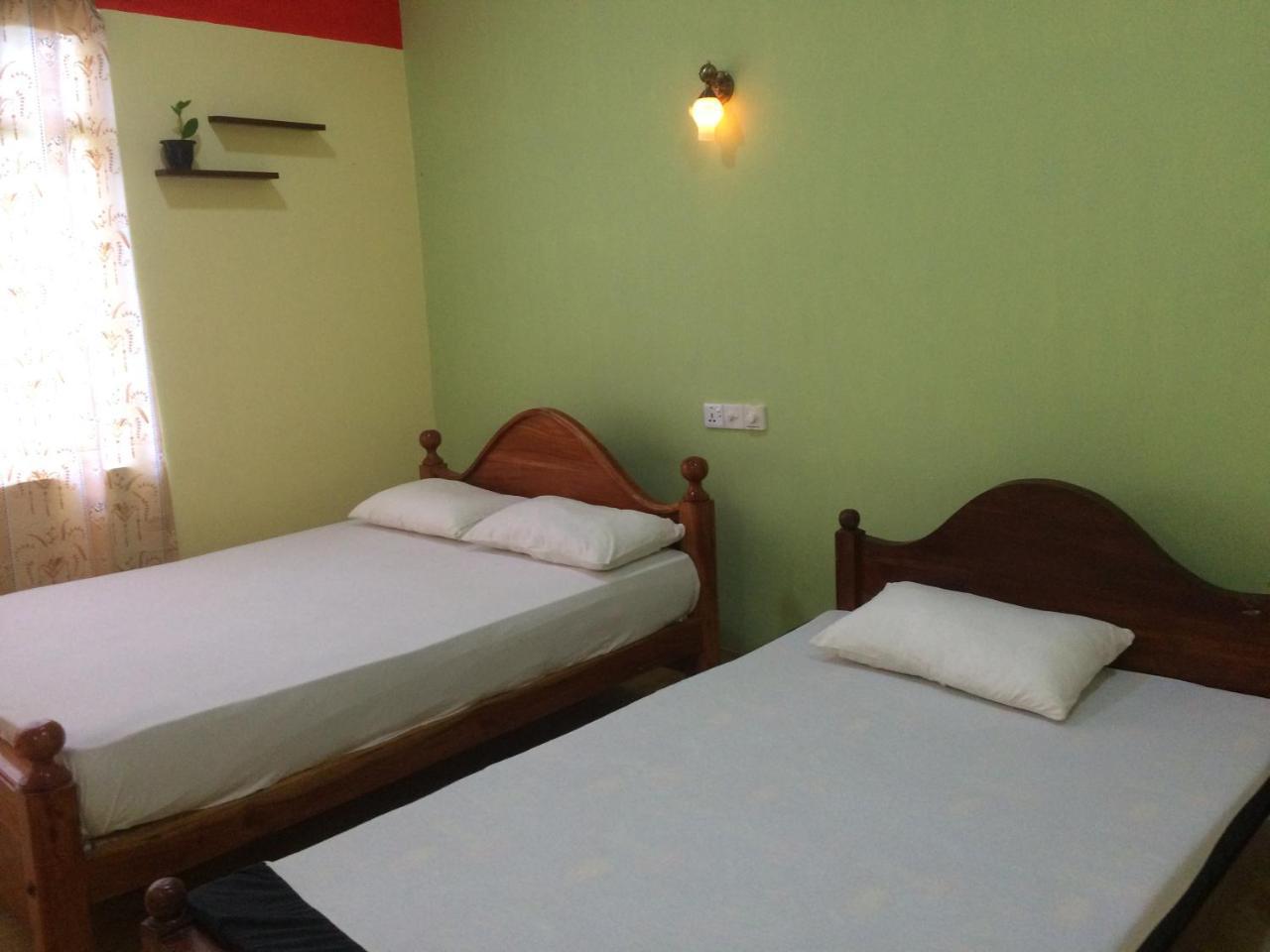 Hotel View Point Tissamaharama Exterior foto